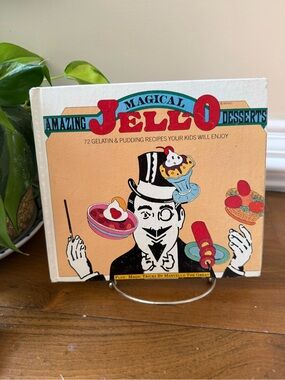 1977 Vintage Magical Amazing Jello Desserts Recipe Book gelatin pudding recipes